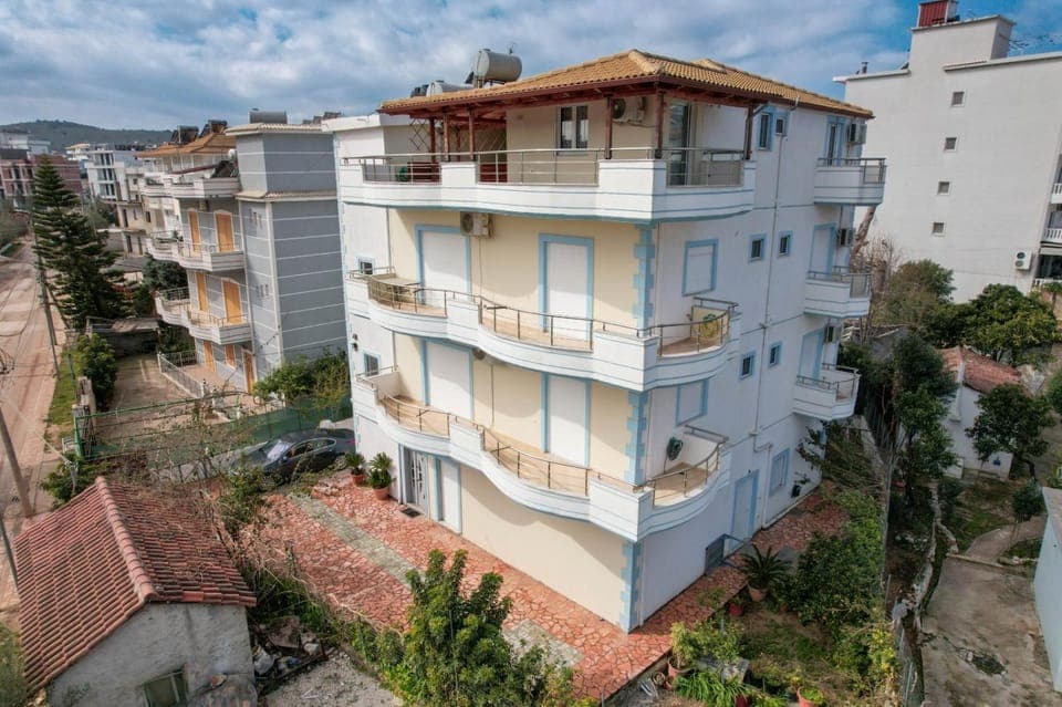 Property building, Day, Natural landscape, View (from property/room), Balcony/Terrace, City view