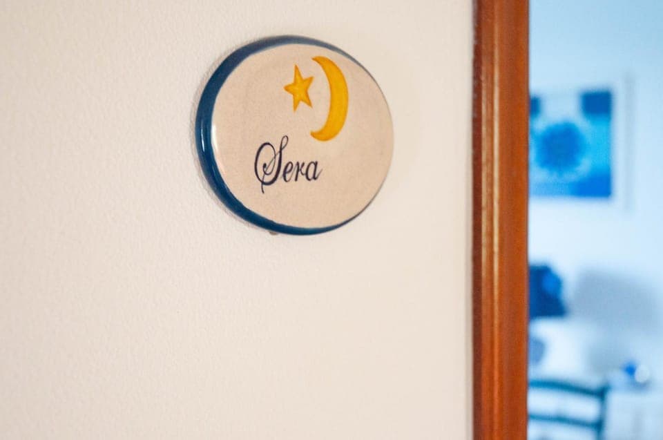 Logo/Certificate/Sign