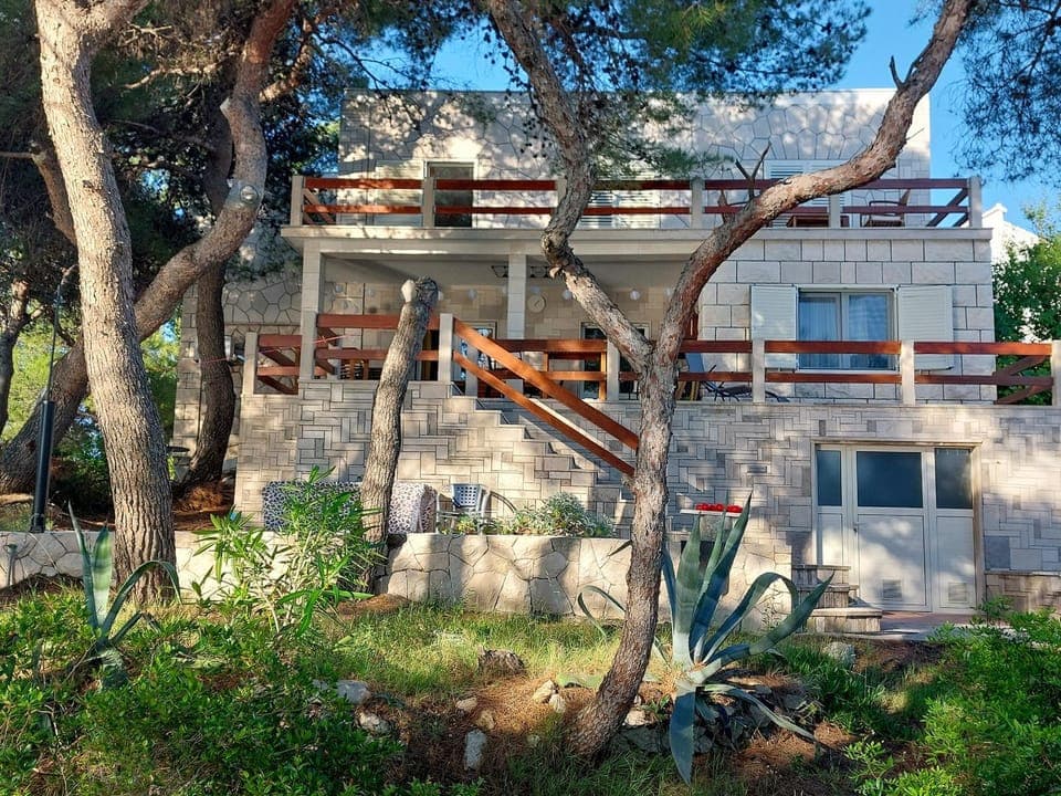 Property building, Garden