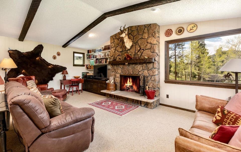 Living room, flat iron