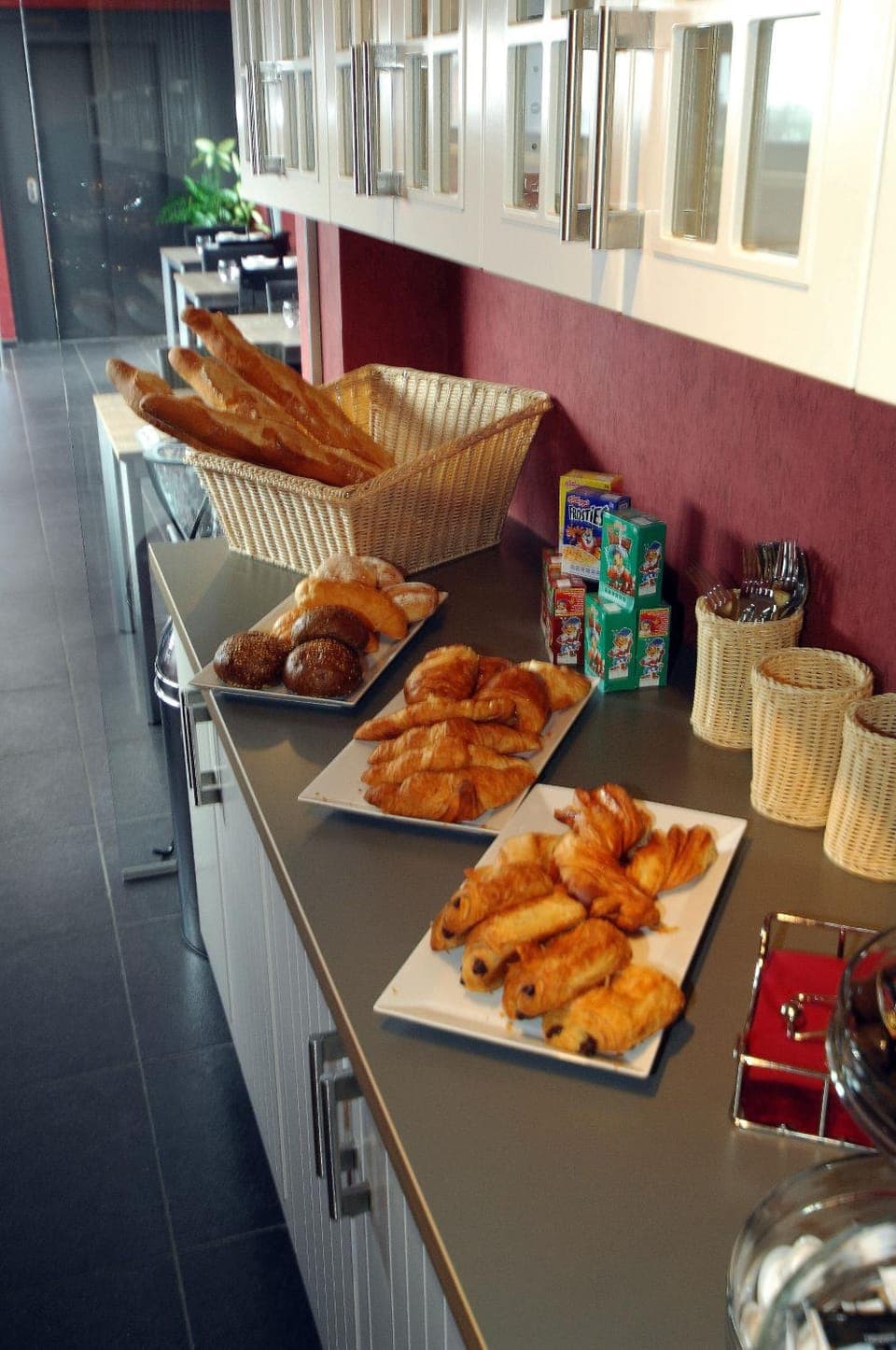 Restaurant/places to eat, Food