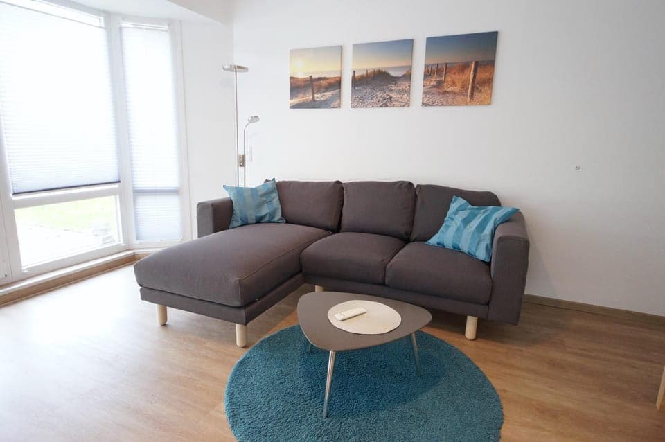 Living room, Decorative detail, Seating area