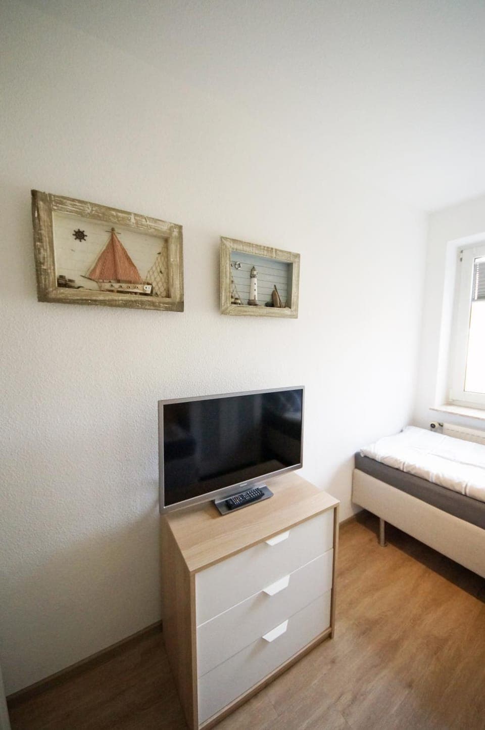 TV and multimedia, Bedroom