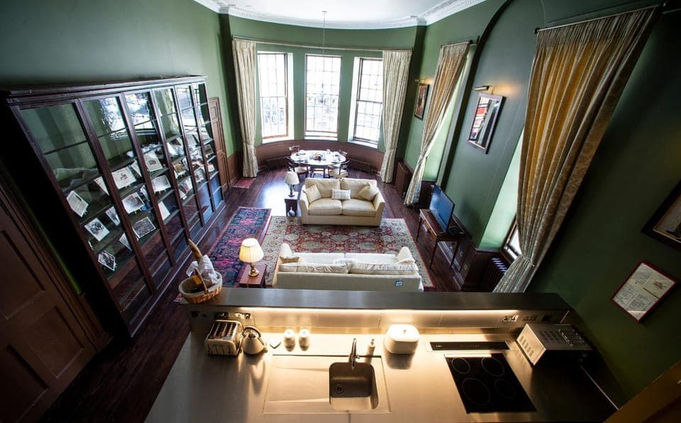 Kitchen or kitchenette, Living room, Dining area