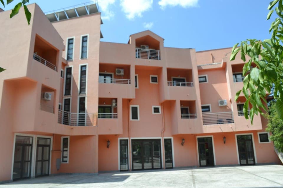 Property building, Day