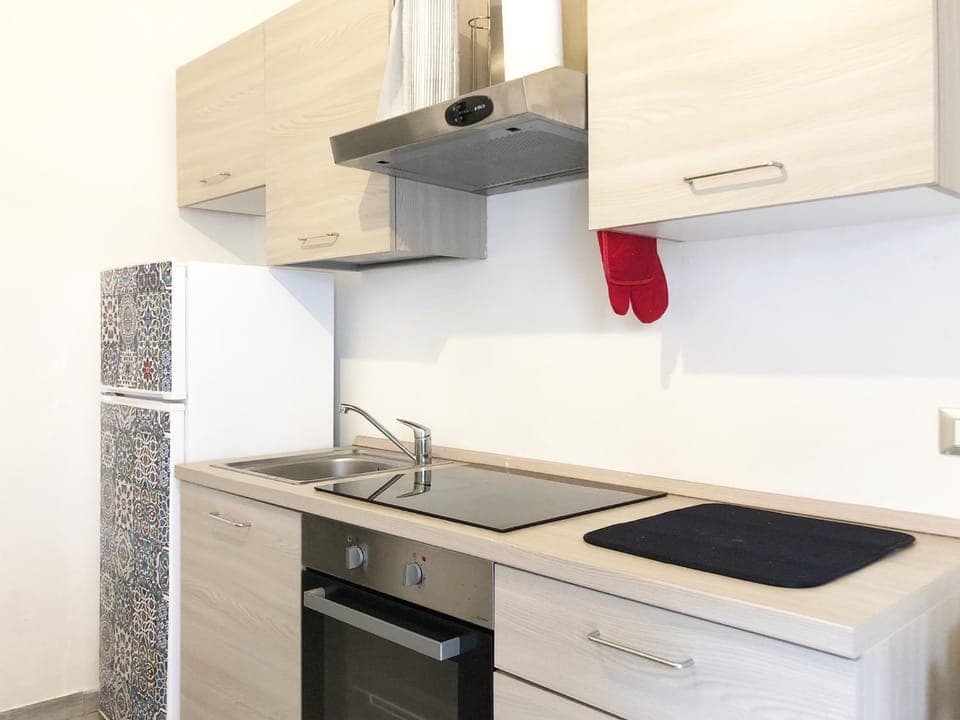 Kitchen or kitchenette, stove