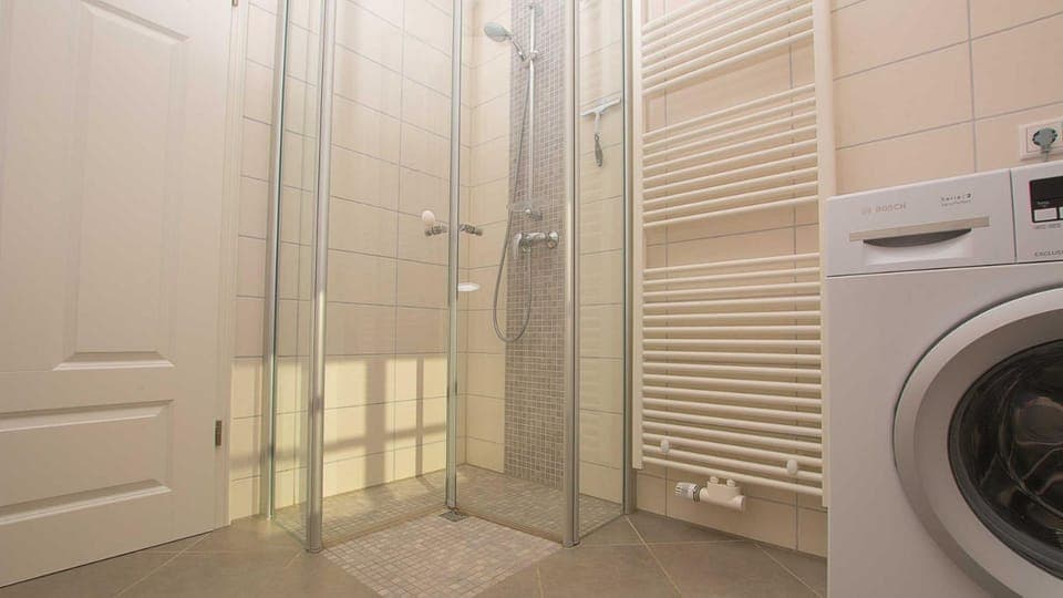 Shower, Bathroom, washing machine