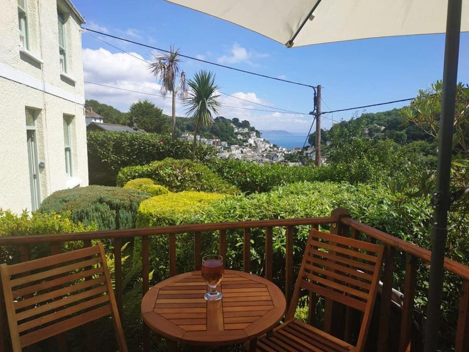 View (from property/room), Garden view, Lake view, Sea view