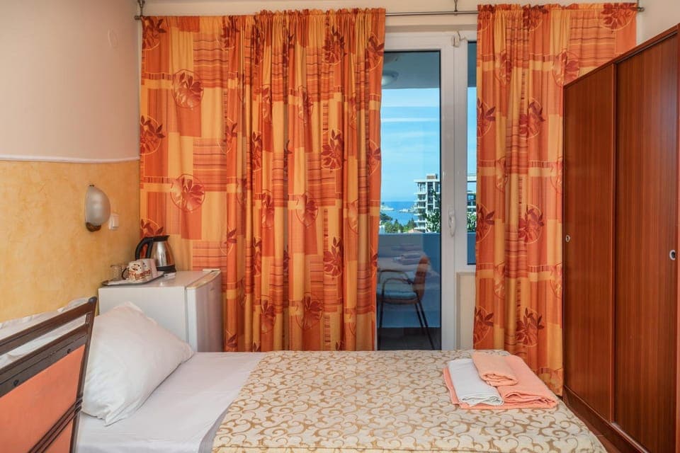 Bedroom, Sea view