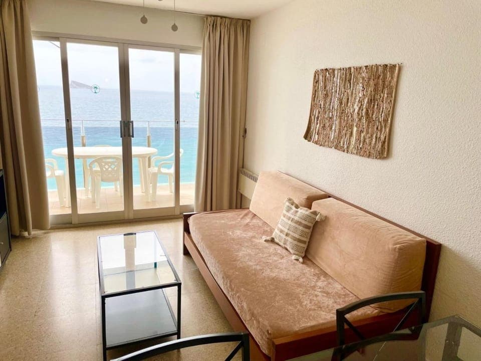 Living room, Sea view