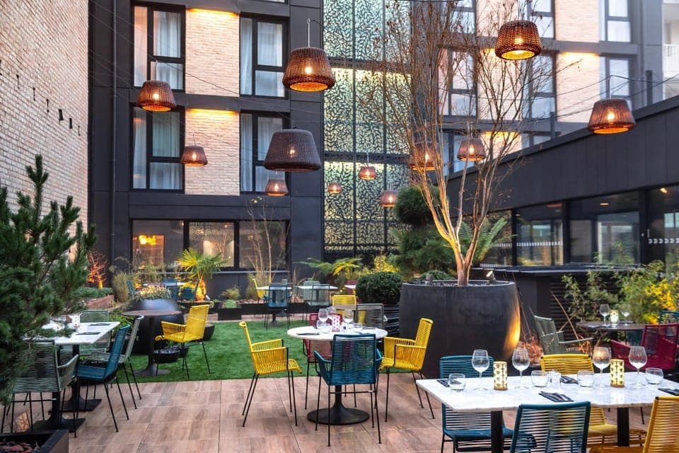 Patio, Restaurant/places to eat, Garden, Balcony/Terrace