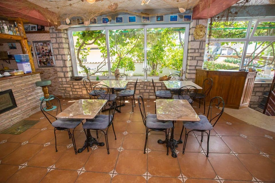 Banquet/Function facilities, Dining area