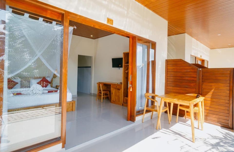 Bed, TV and multimedia, Kitchen or kitchenette, Living room, Photo of the whole room, Seating area, Dining area, Bedroom, wardrobe