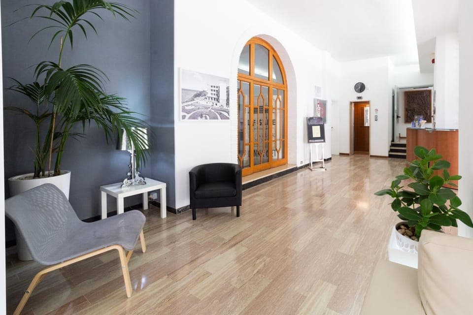 Lobby or reception, Seating area