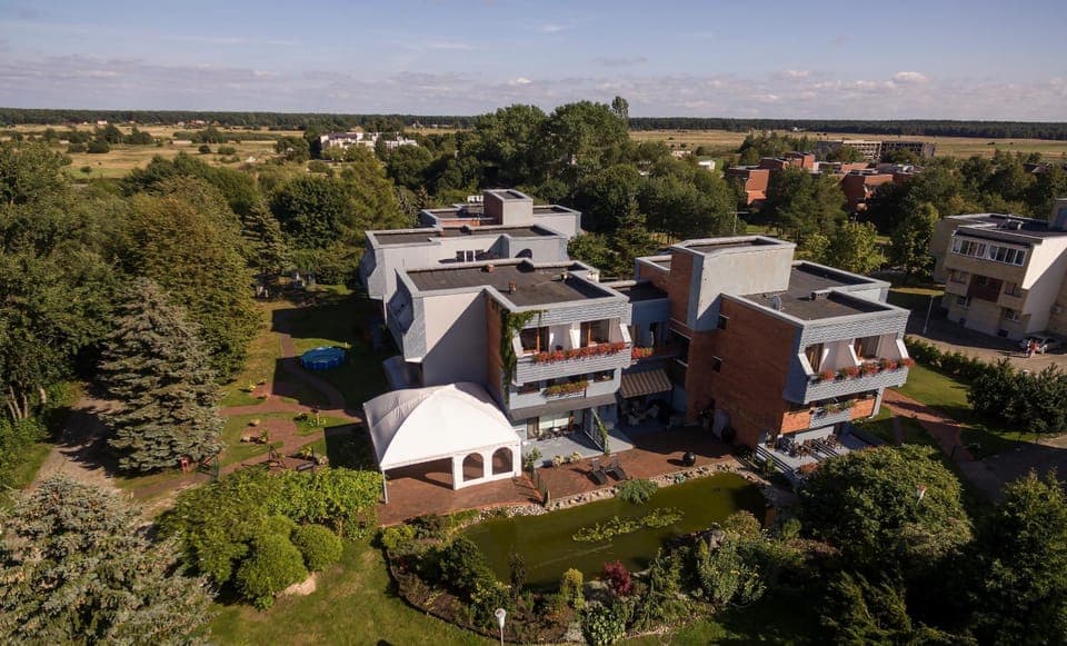 Bird's eye view, Lounge or bar