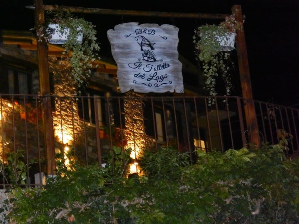 Property logo or sign