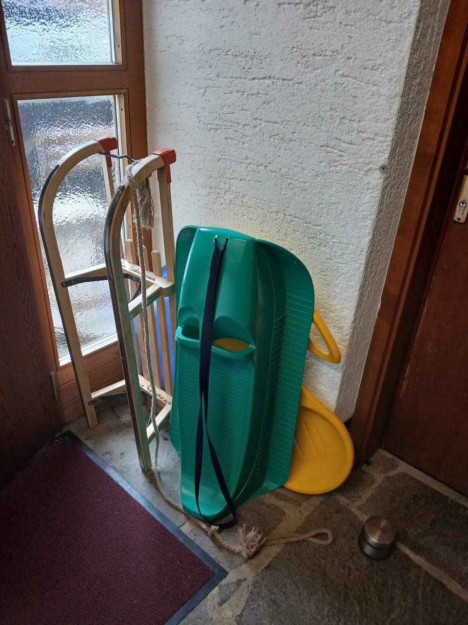 storage, Internal: Not applicable to any particular room