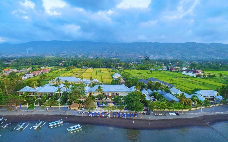Property building, Bird's eye view, View (from property/room), Sea view