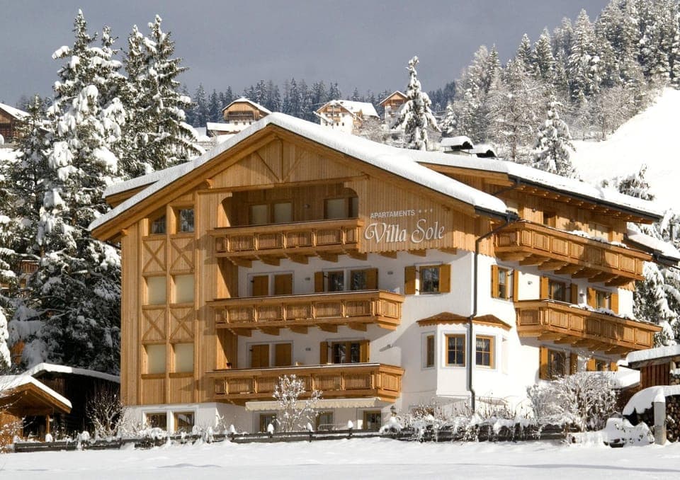 Property building, Winter