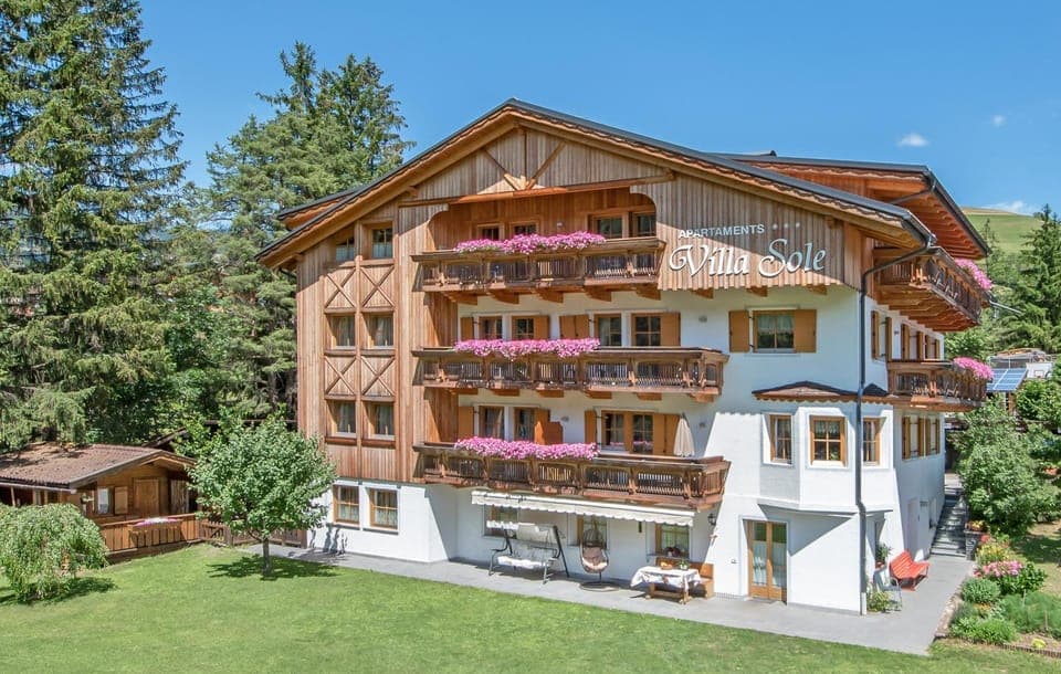 Property building, Garden, Garden