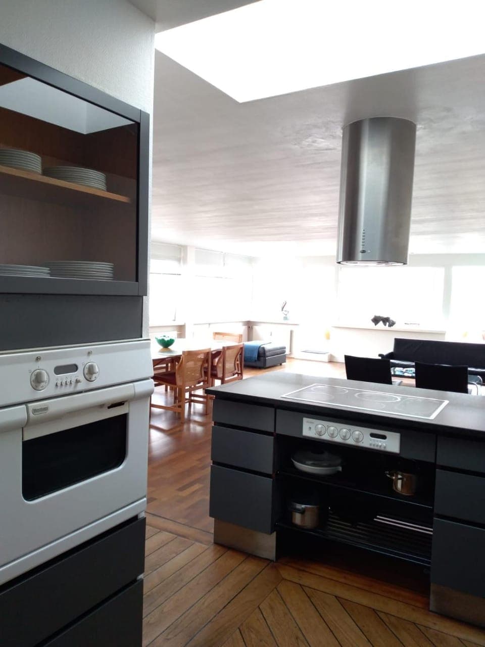 Patio, Library, Coffee/tea facilities, Kitchen or kitchenette, Living room, Seating area, Dining area