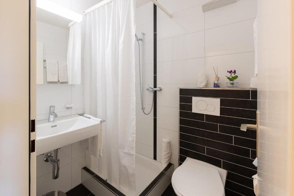 Noah Hotel Hotel in Canton of Zurich