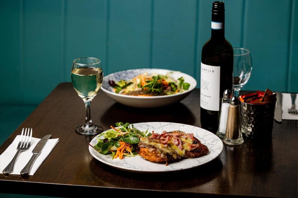 Food and drinks, Food, Lunch, Dinner, Drinks, Alcoholic drinks