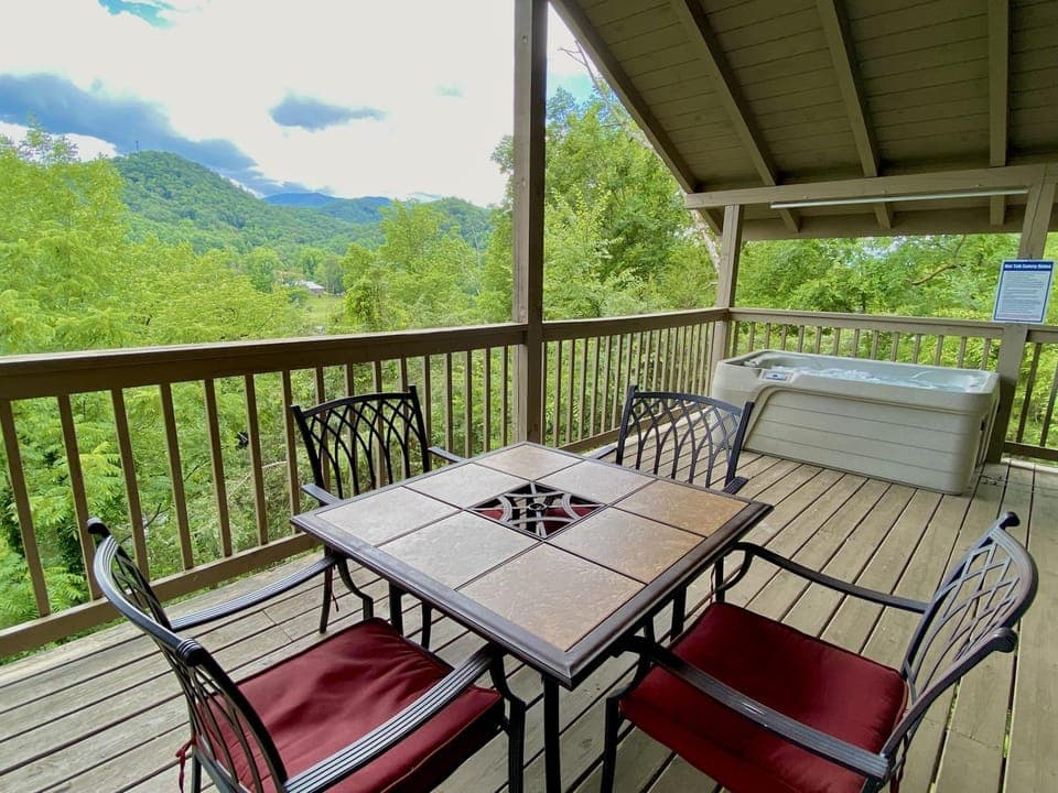 Hot Tub, Balcony/Terrace