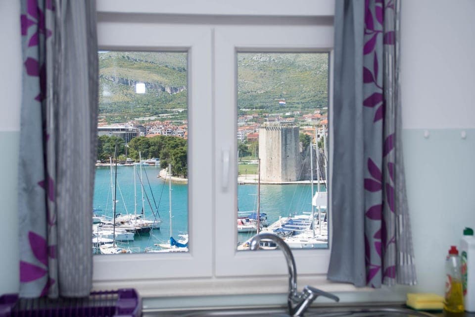 City view, Garden view, Sea view, Street view