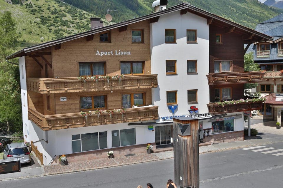 Property building, Parking