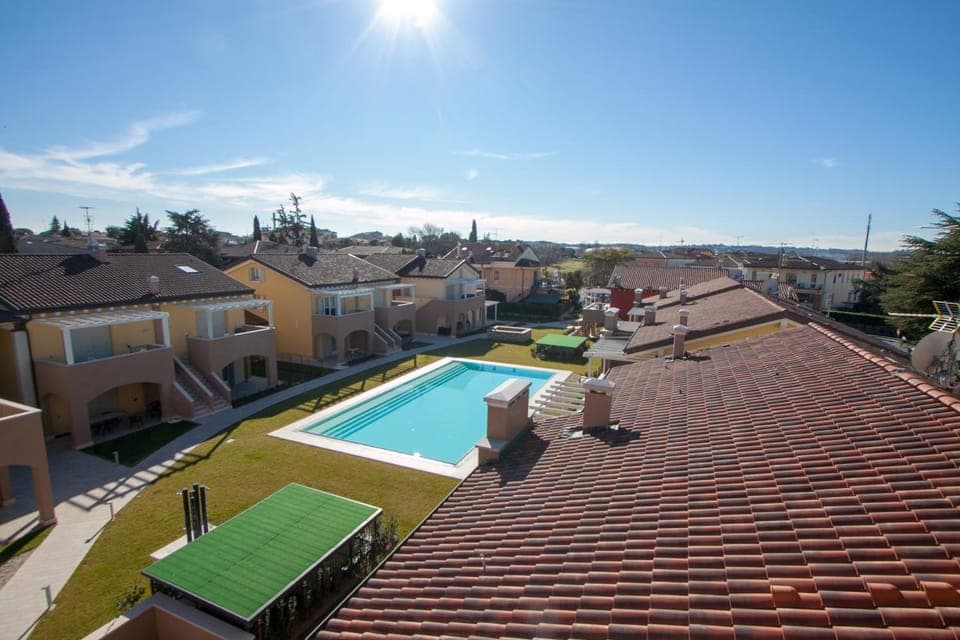 Garden, Swimming pool