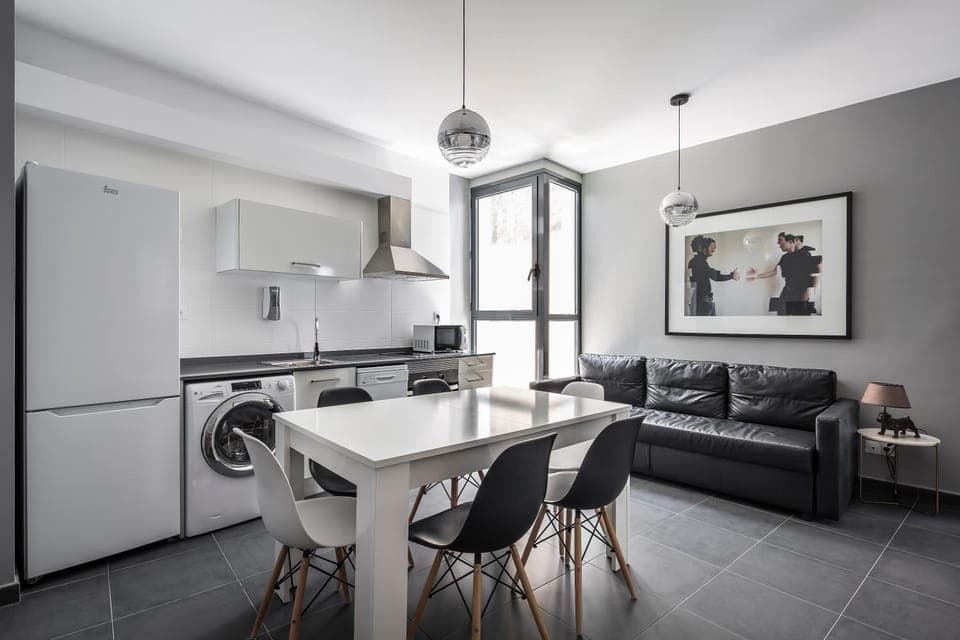 Living room, Dining area