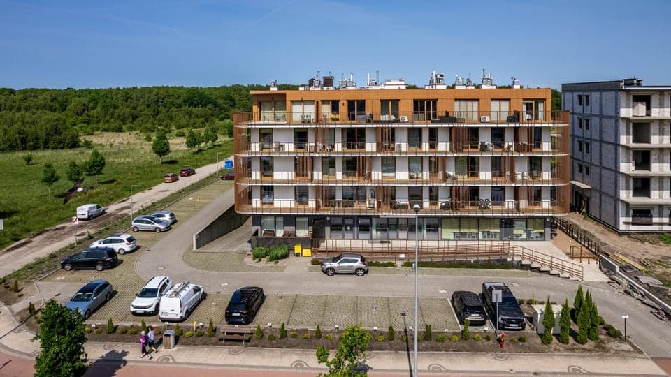 Property building, Bird's eye view