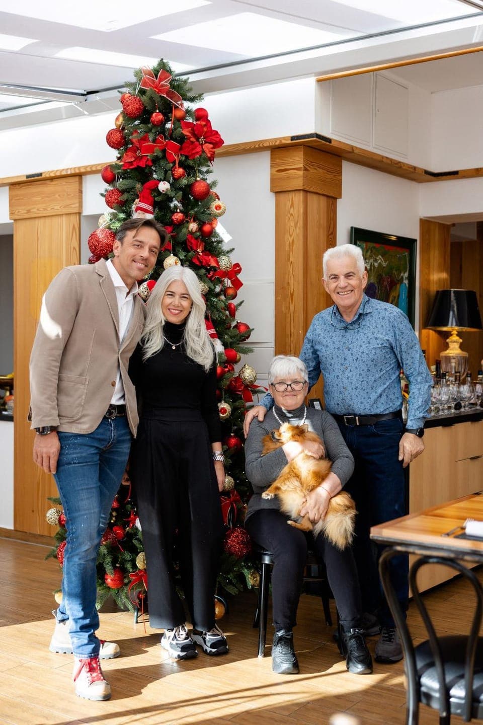 Property building, Staff, Restaurant/places to eat