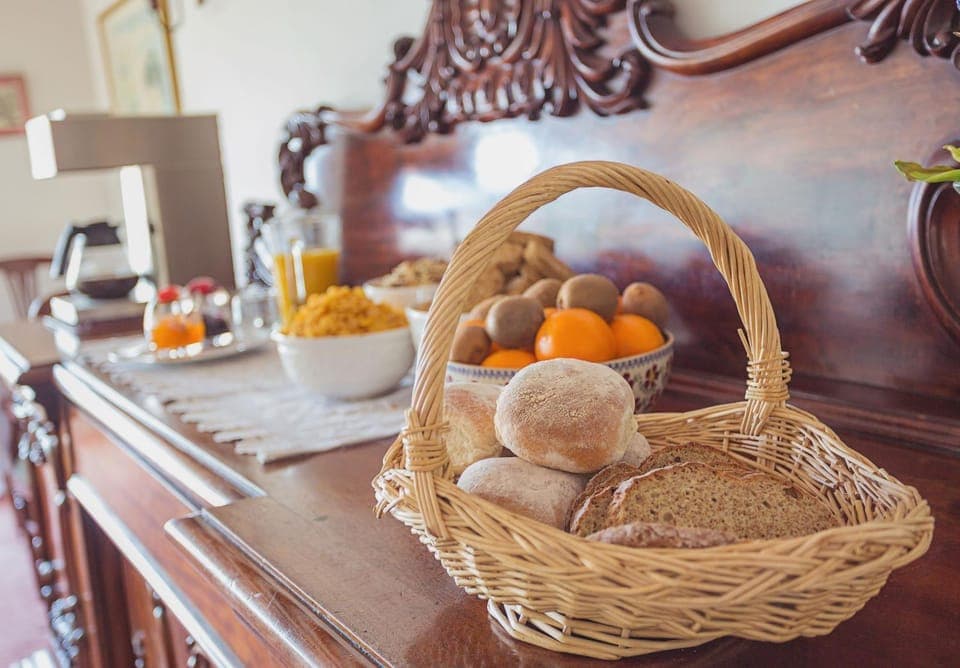 Continental breakfast, English/Irish breakfast
