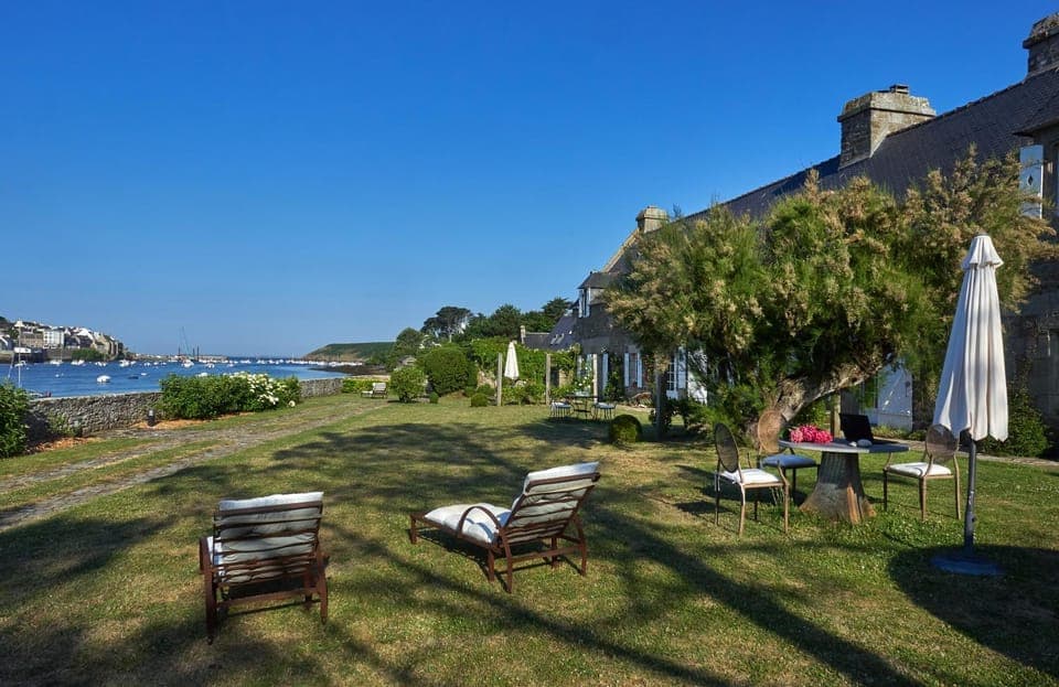 Natural landscape, Garden, Garden view, Sea view, sunbed