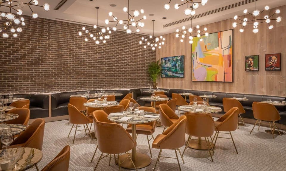 Restaurant/places to eat, Restaurant/places to eat, Dining area, On site