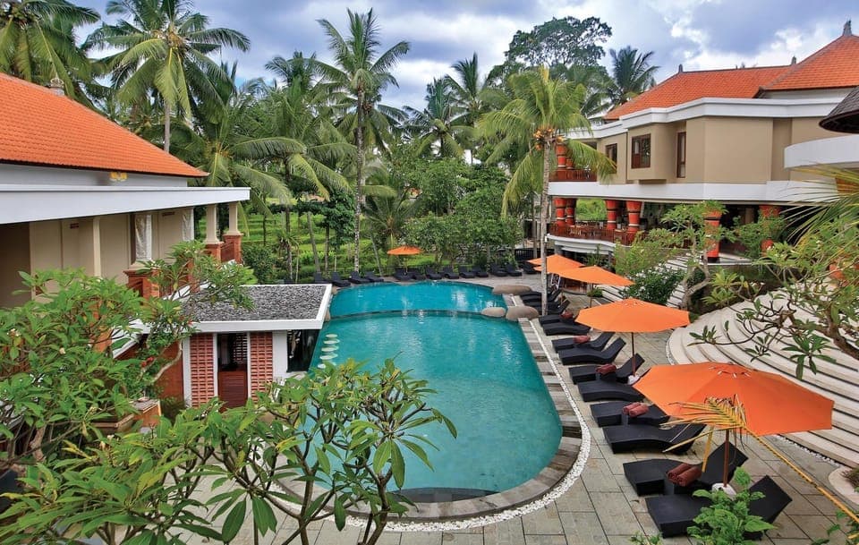 Property building, Pool view, Swimming pool