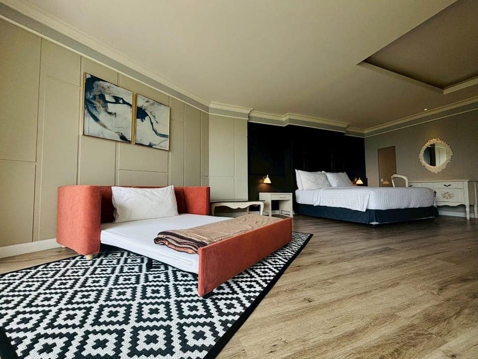 Photo of the whole room