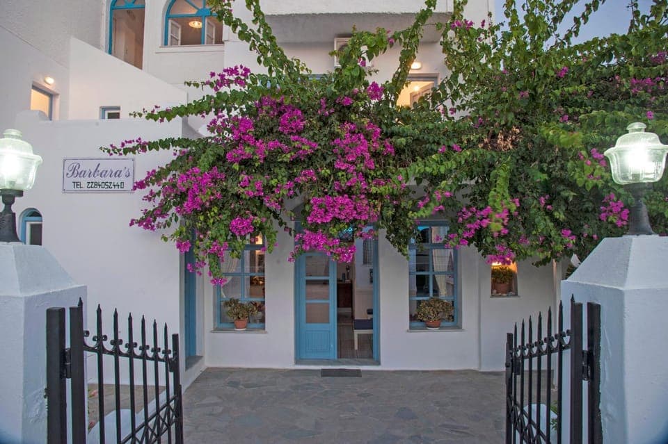 Facade/entrance, Spring