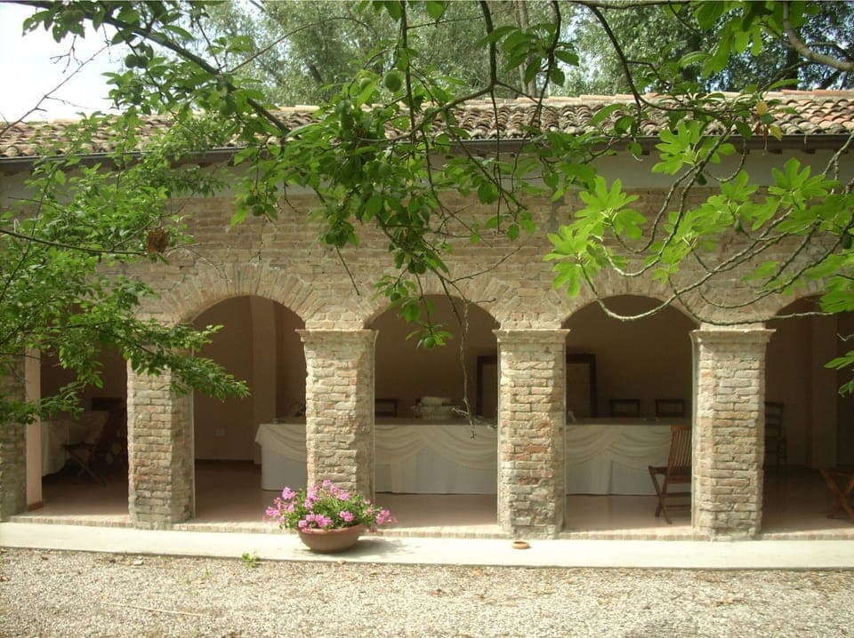 Day, Decorative detail