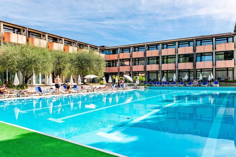 Property building, Swimming pool