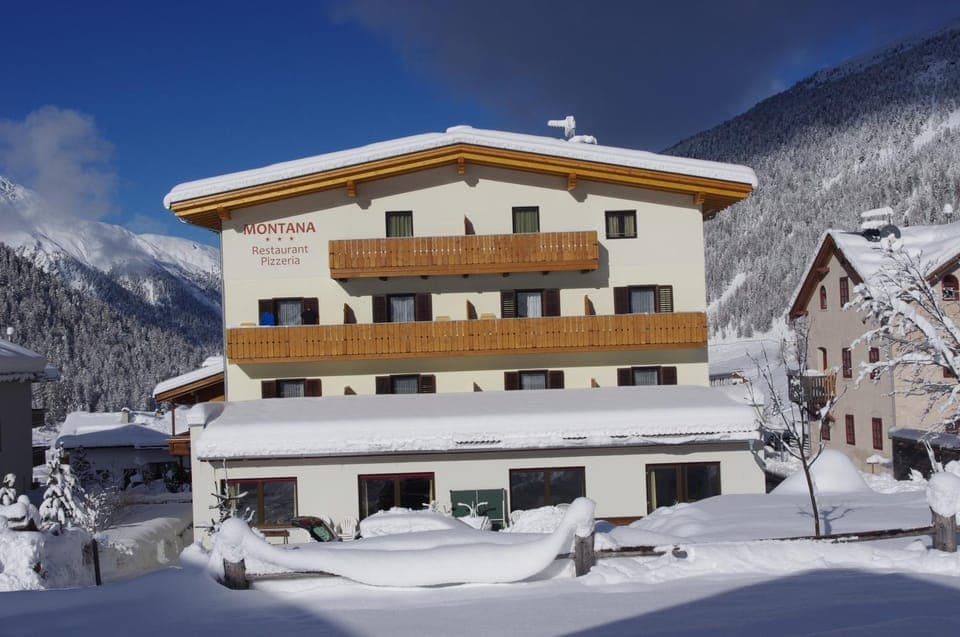 Property building, Winter