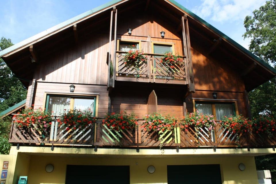 Property building, Balcony/Terrace