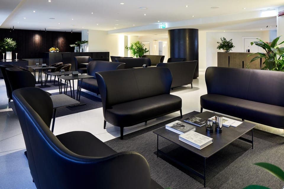 Communal lounge/ TV room, Lounge or bar, Breakfast