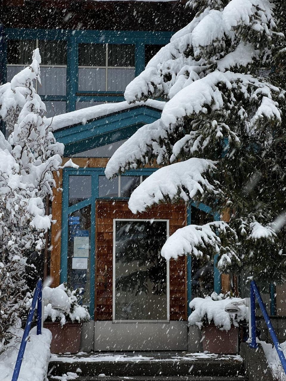 Property building, Facade/entrance