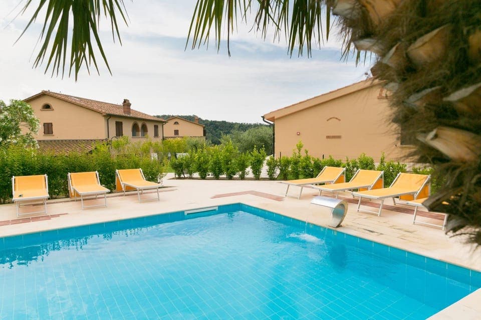 Patio, Swimming pool, Swimming pool