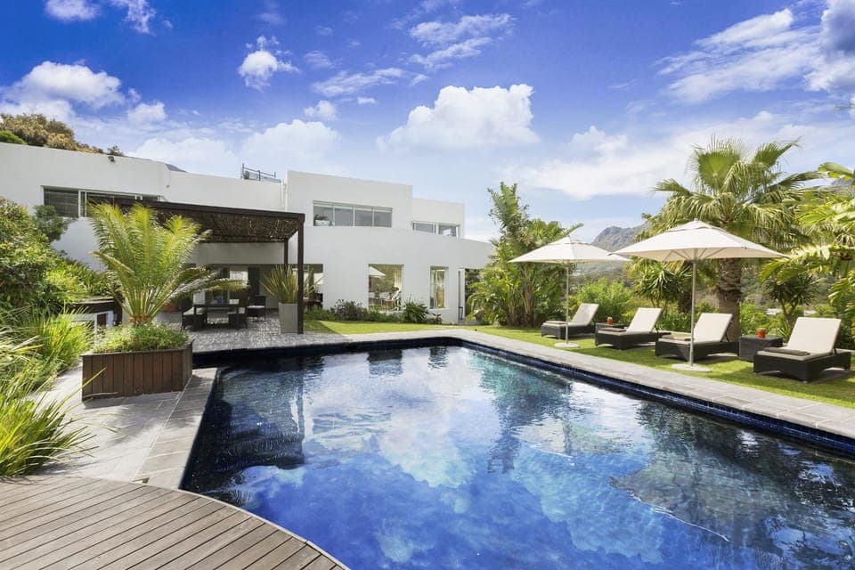 Patio, Balcony/Terrace, Swimming pool, Swimming pool