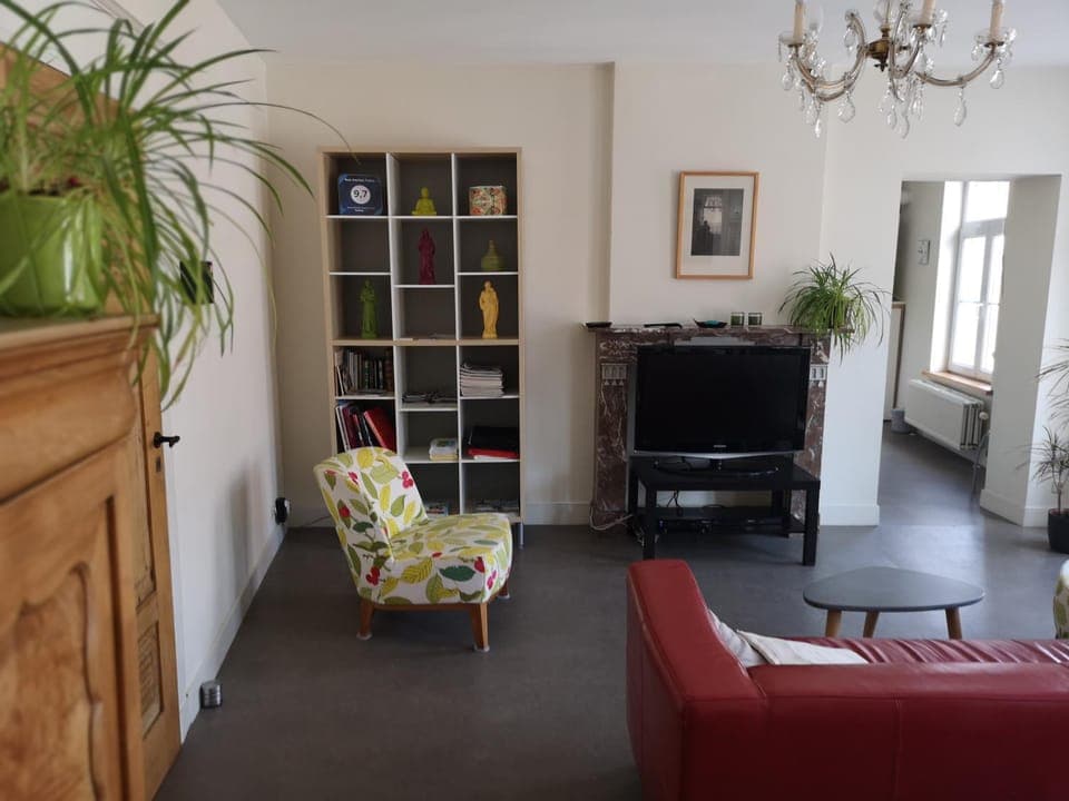 Communal lounge/ TV room