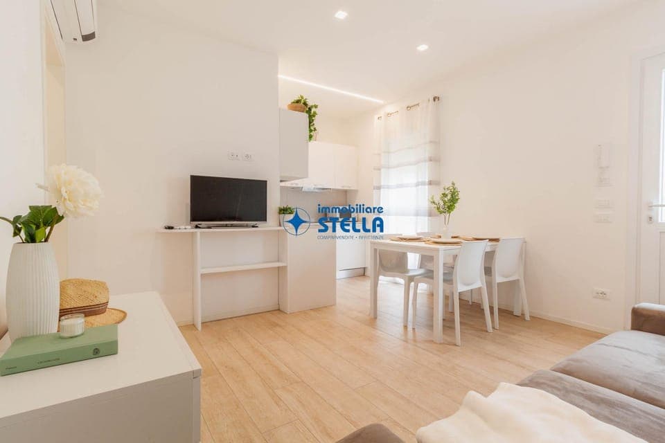 TV and multimedia, Dining area